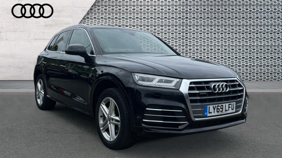 Main listing image - Audi Q5