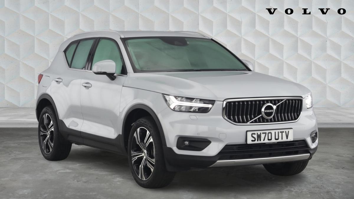 Main listing image - Volvo XC40