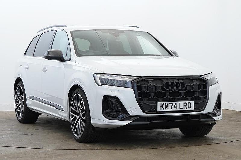 Main listing image - Audi Q7