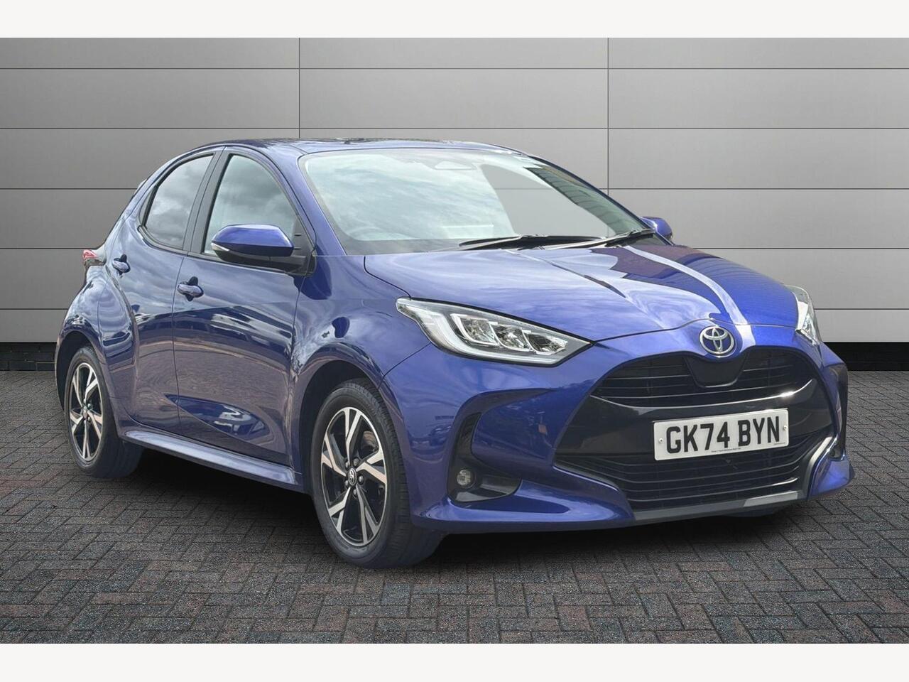 Main listing image - Toyota Yaris
