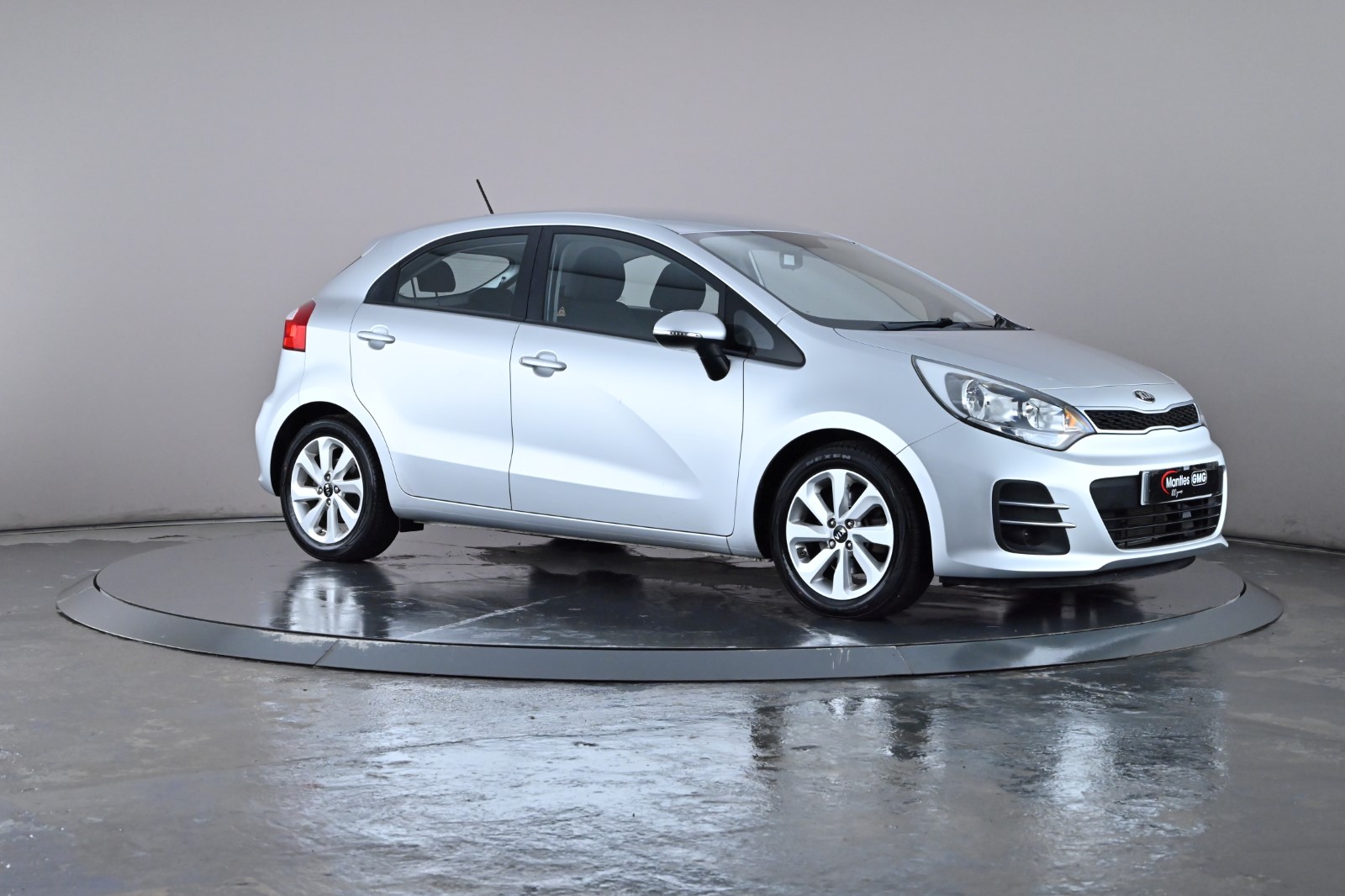 Main listing image - Kia Rio