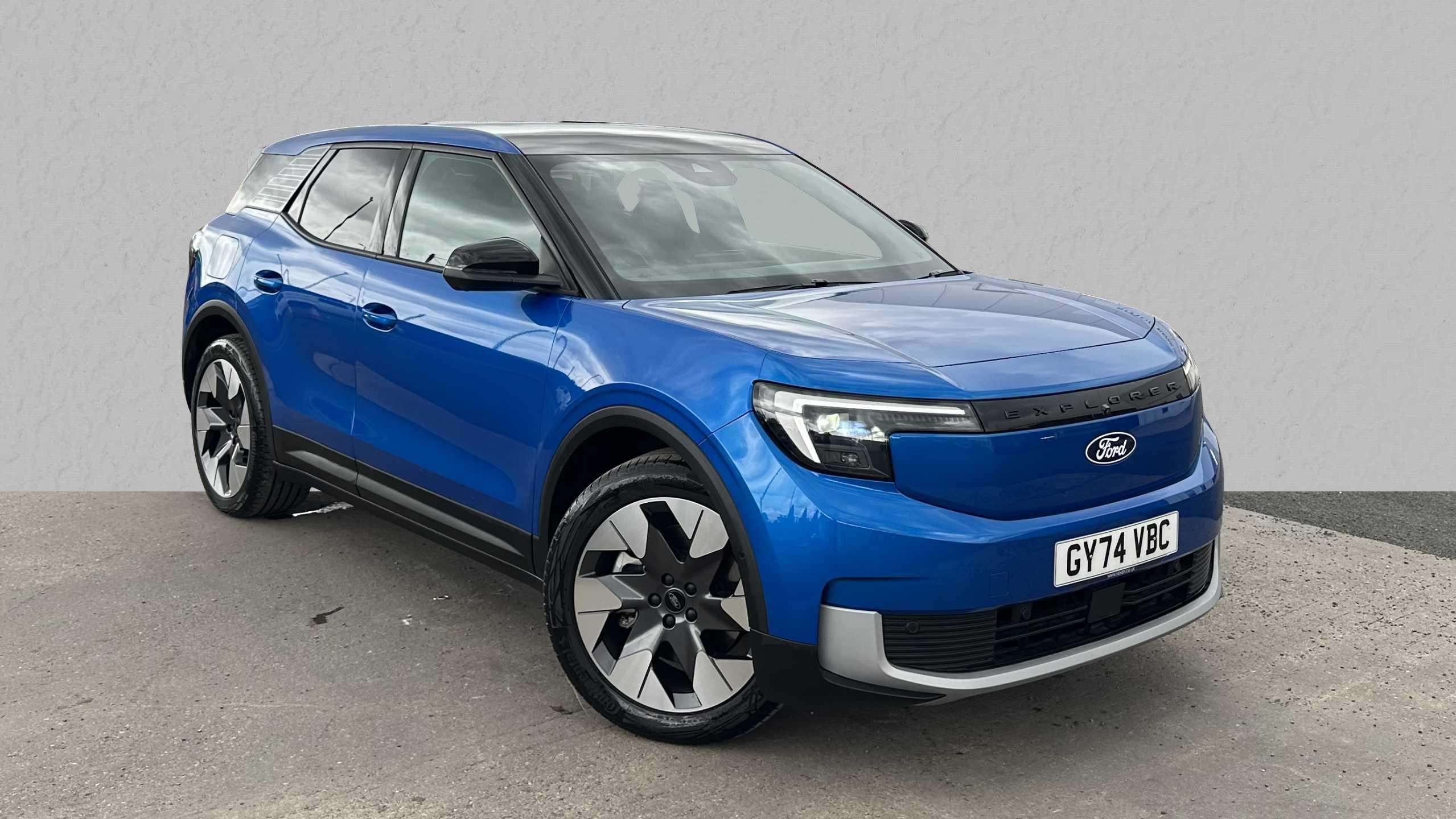 Main listing image - Ford Explorer