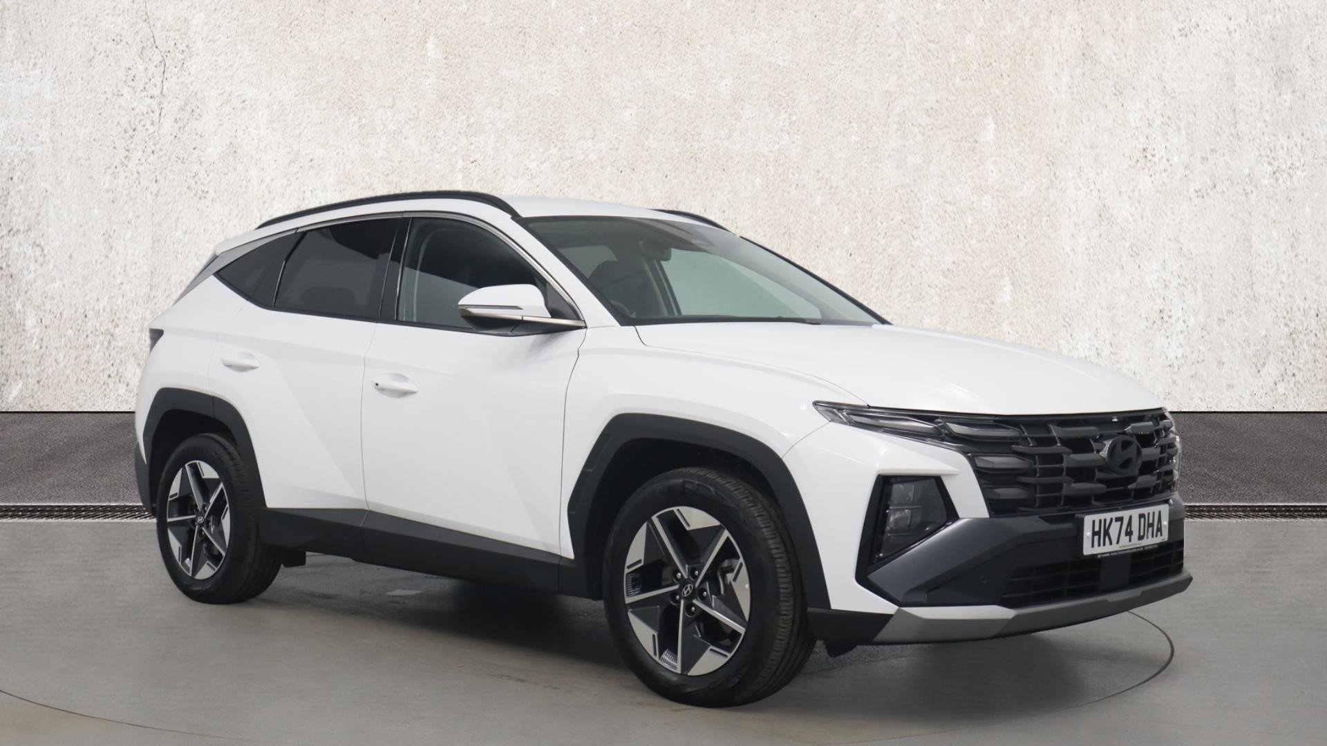 Main listing image - Hyundai Tucson