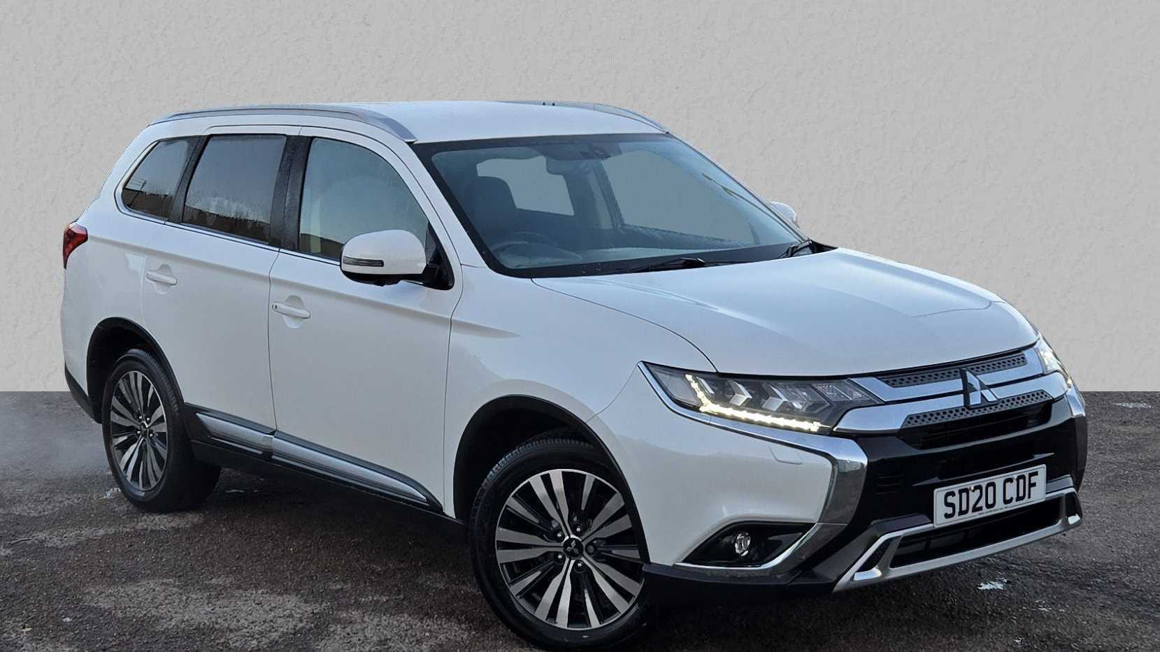 Main listing image - Mitsubishi Outlander