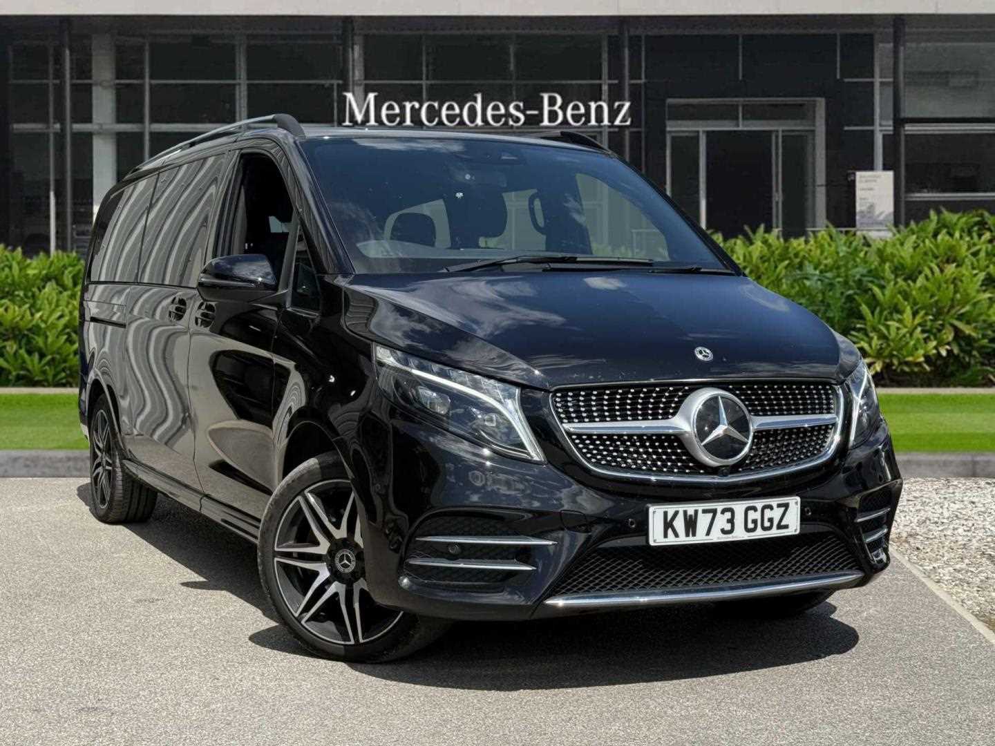 Main listing image - Mercedes-Benz V-Class