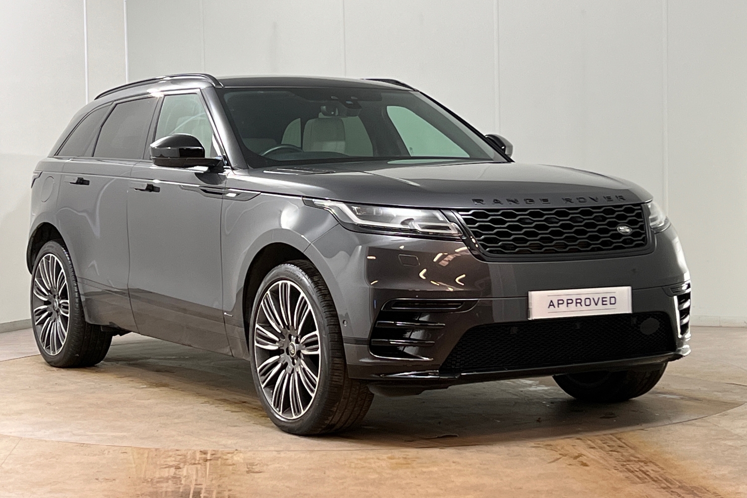 Main listing image - Land Rover Range Rover Velar