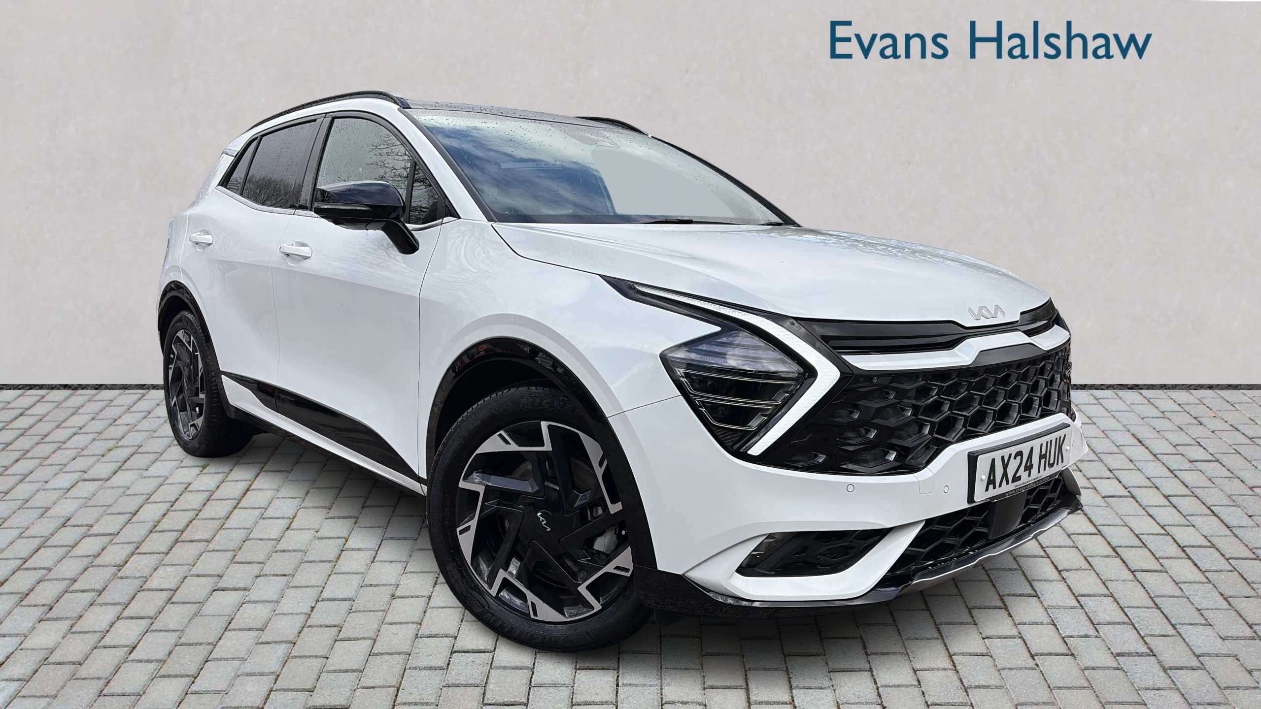 Main listing image - Kia Sportage