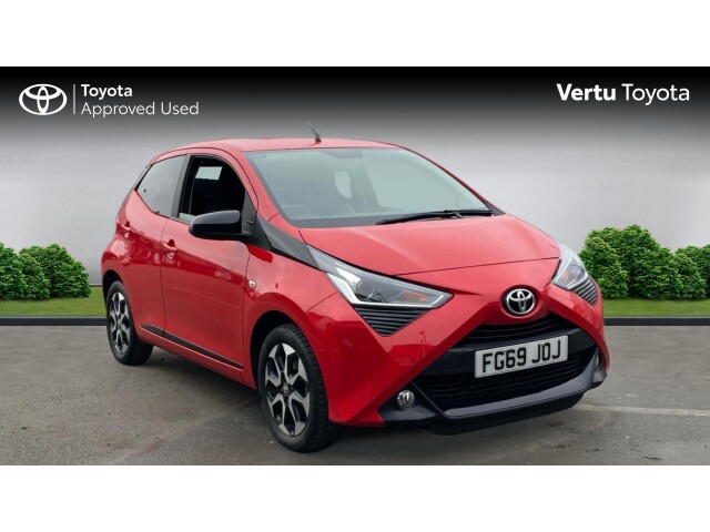 Main listing image - Toyota Aygo