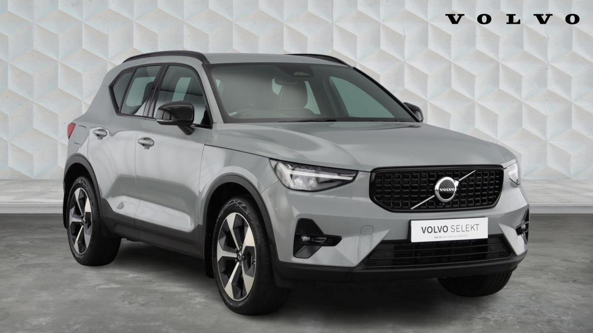 Main listing image - Volvo XC40