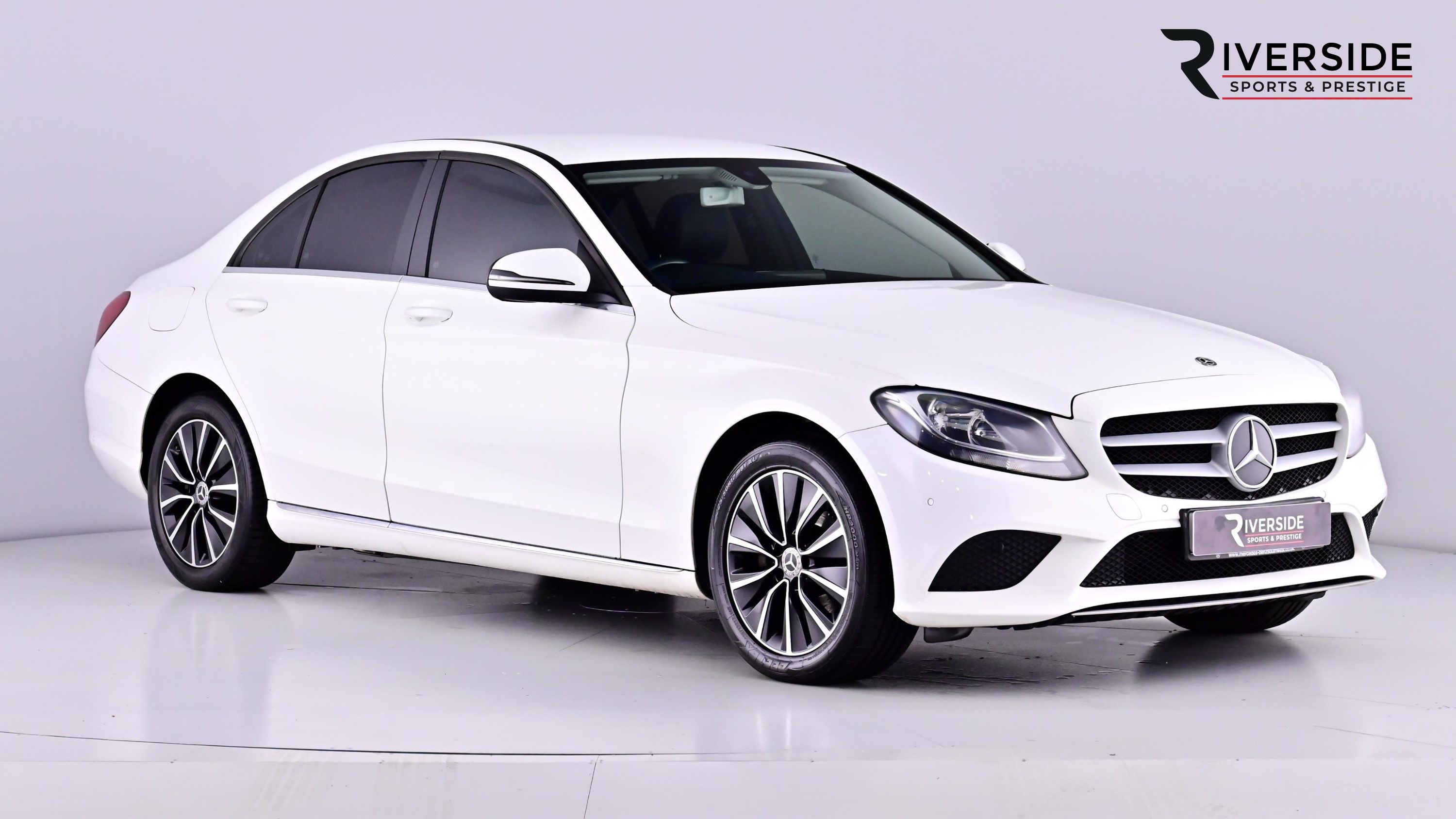 Main listing image - Mercedes-Benz C-Class