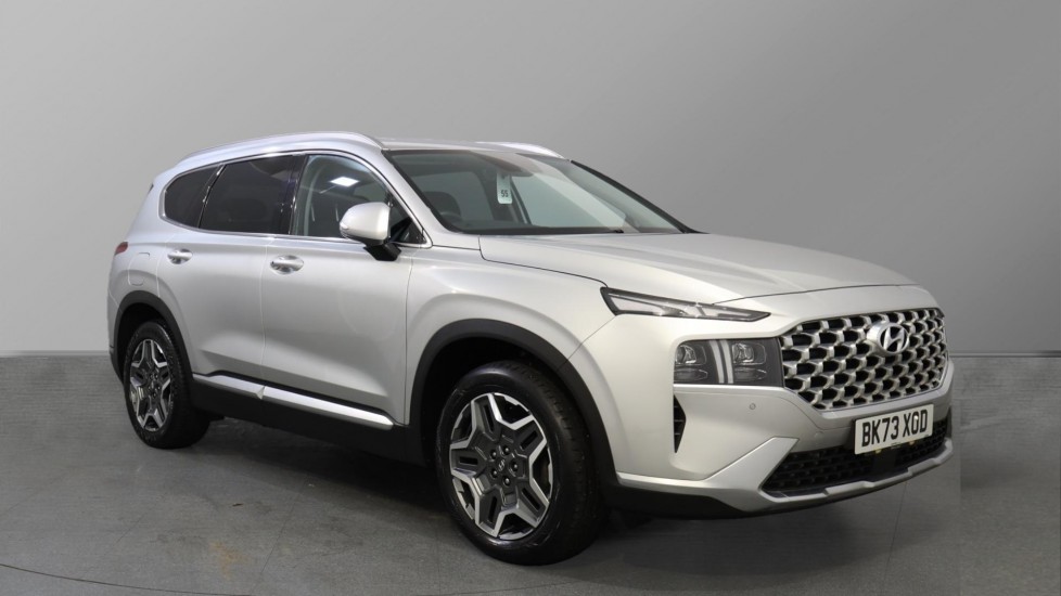 Main listing image - Hyundai Santa Fe