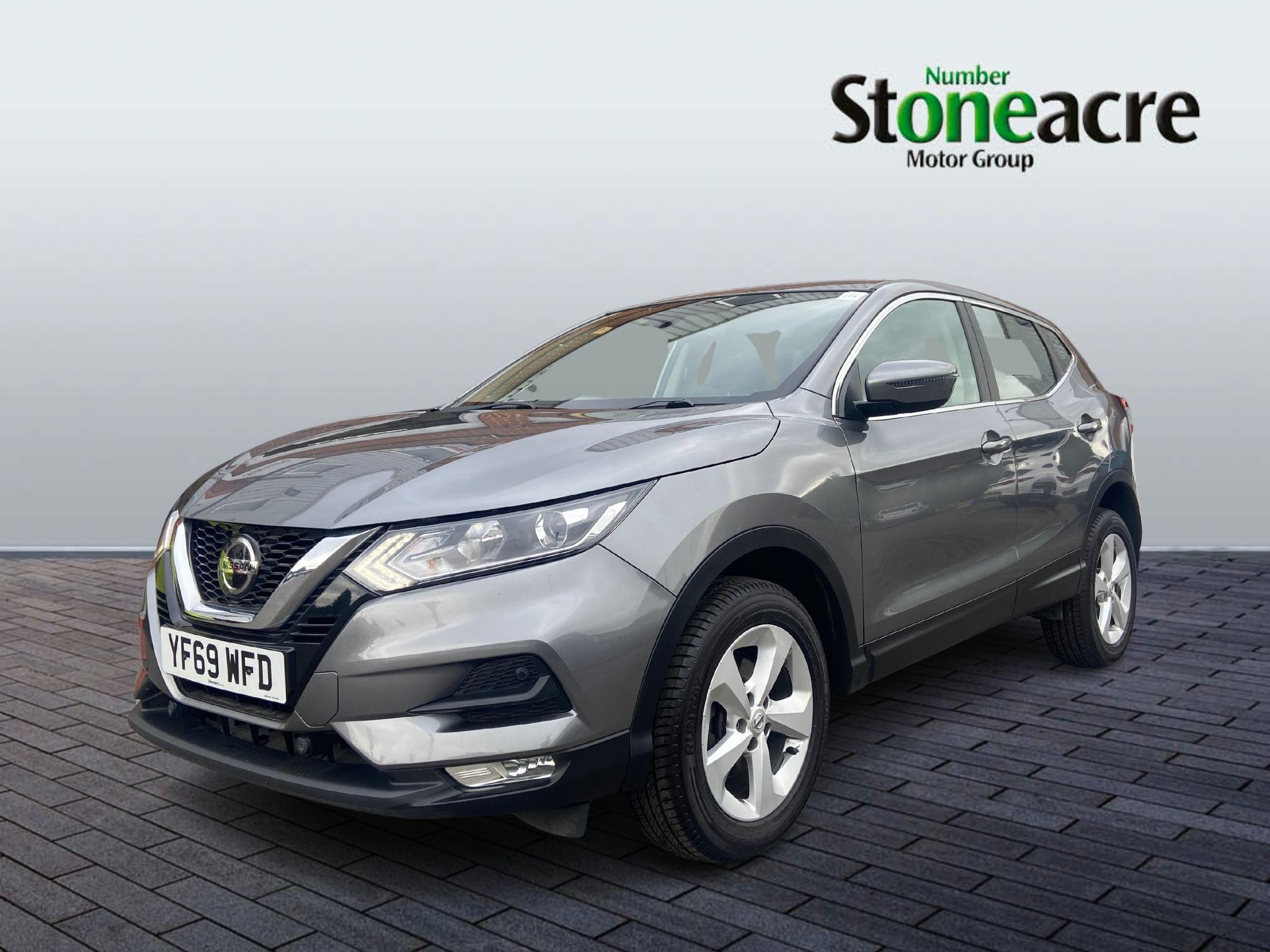 Main listing image - Nissan Qashqai