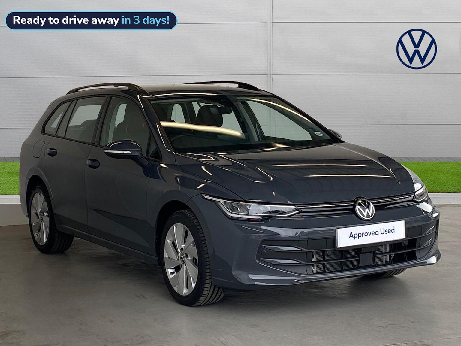 Main listing image - Volkswagen Golf Estate