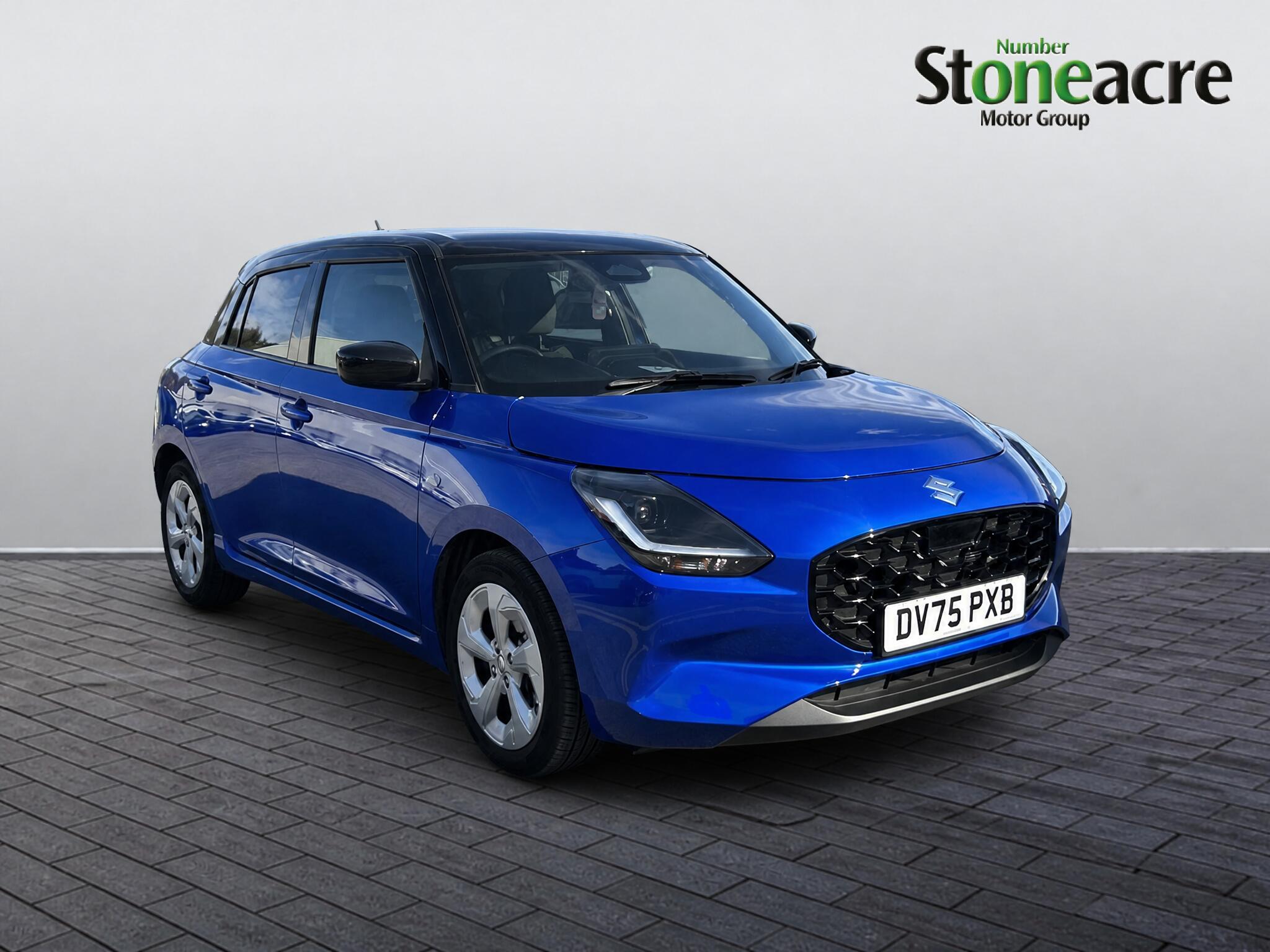 Main listing image - Suzuki Swift