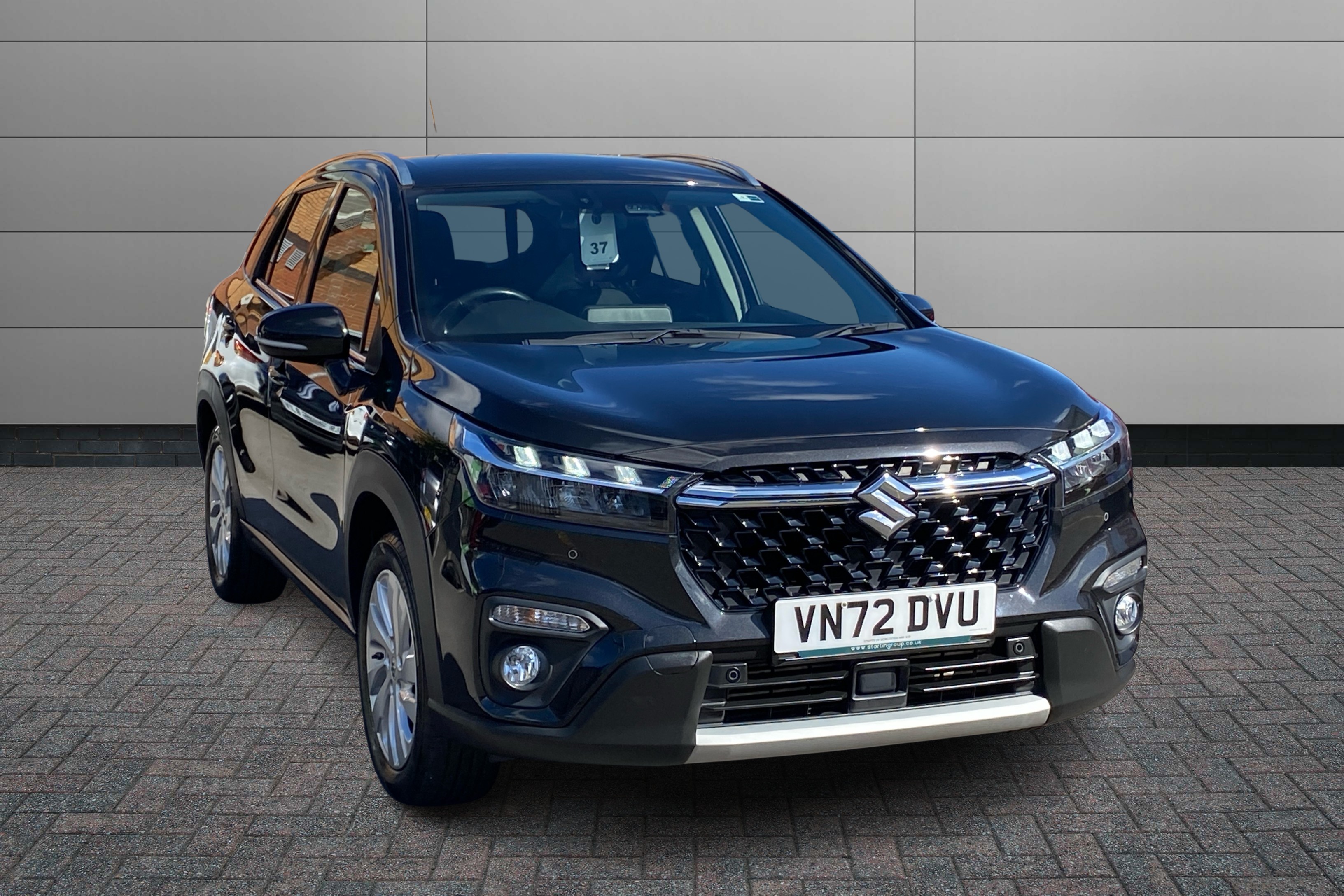 Main listing image - Suzuki S-Cross