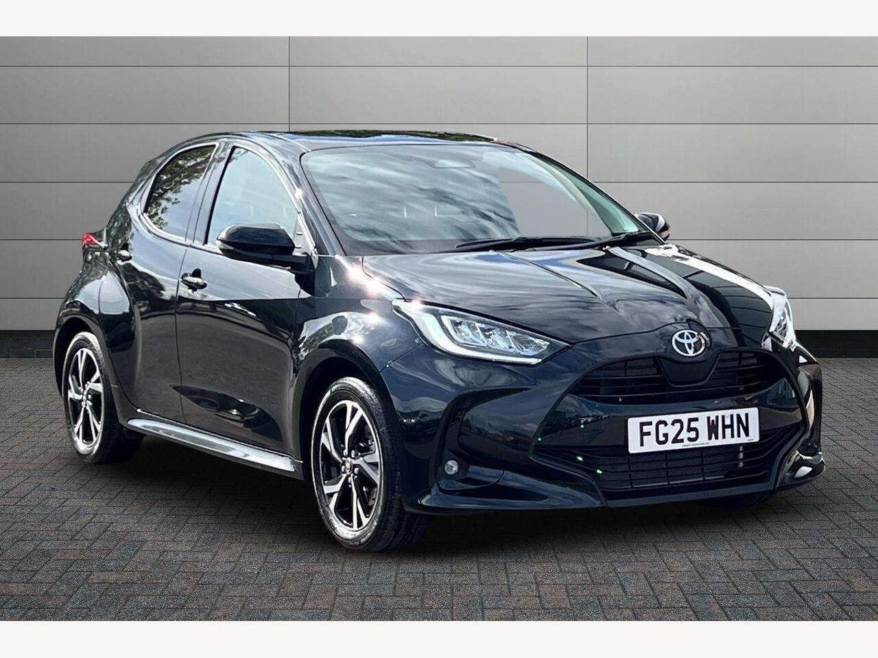Main listing image - Toyota Yaris
