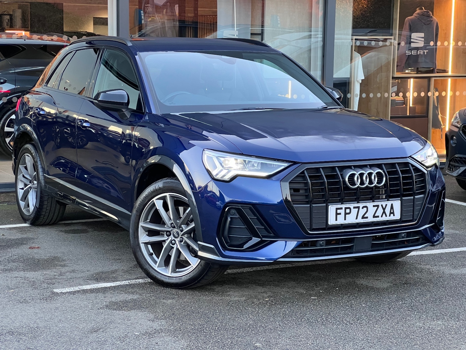 Main listing image - Audi Q3