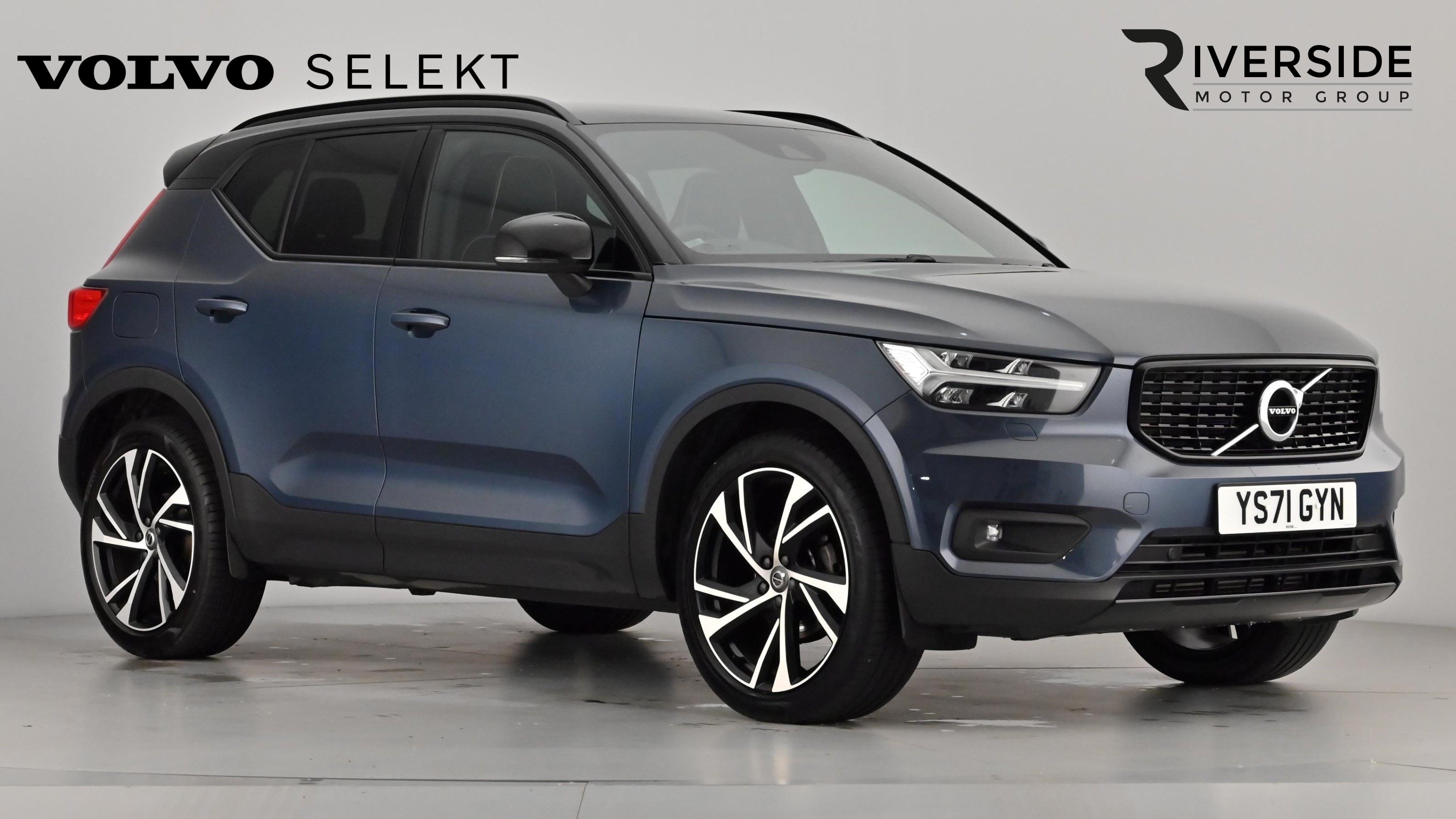 Main listing image - Volvo XC40