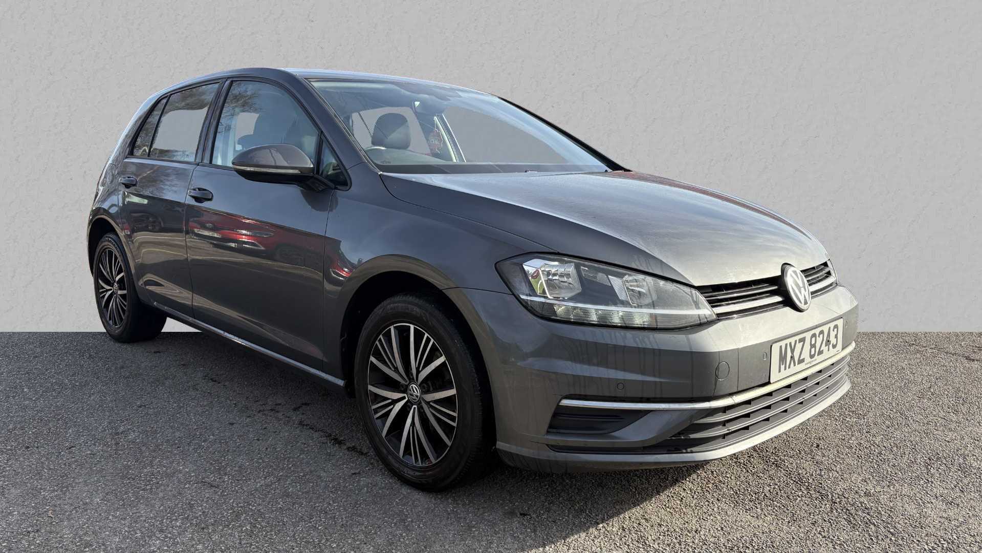 Main listing image - Volkswagen Golf