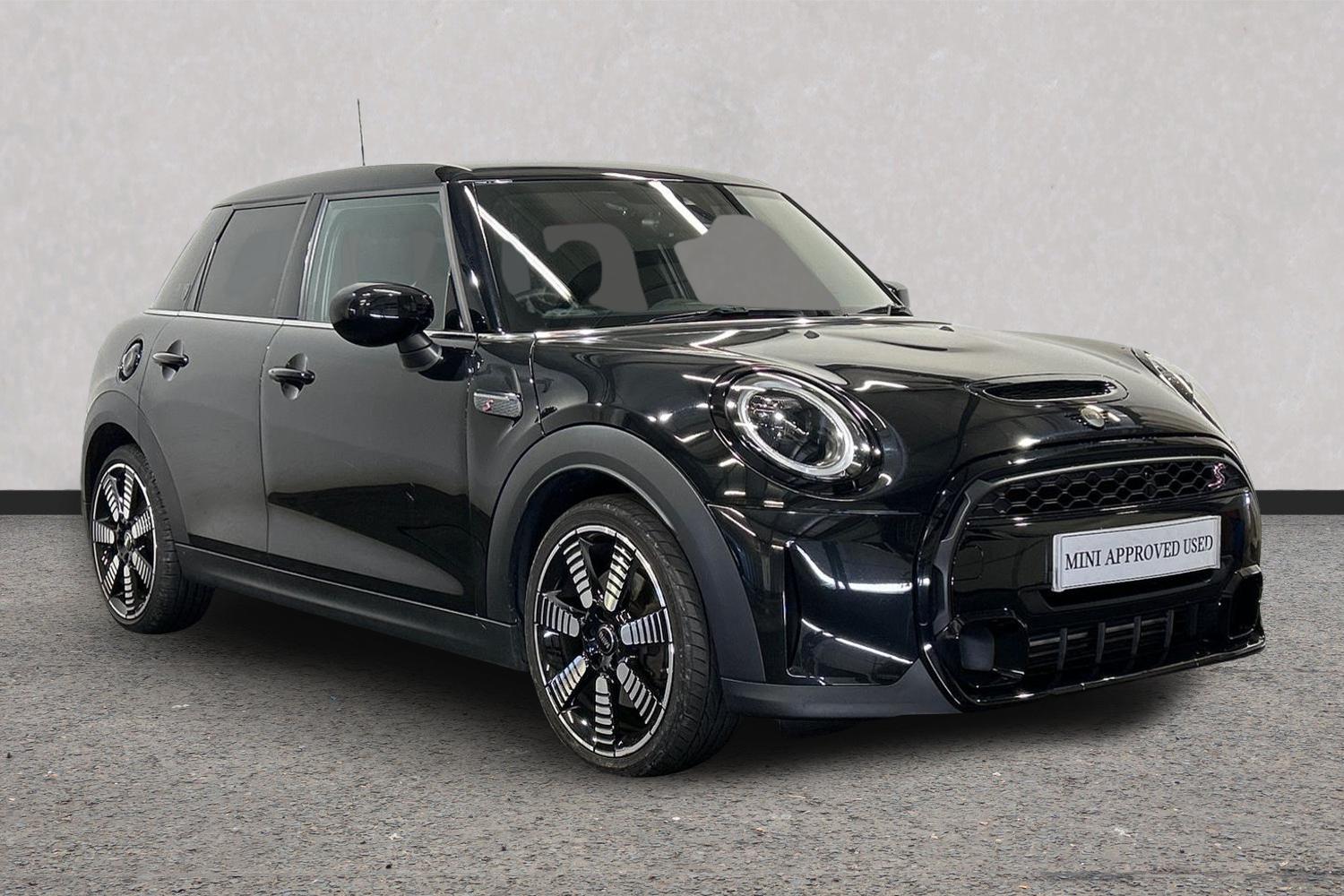 Main listing image - MINI Hatchback