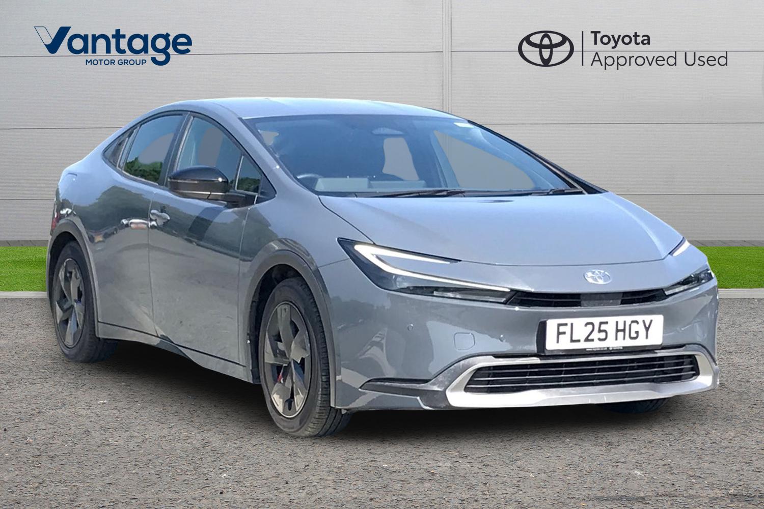 Main listing image - Toyota Prius
