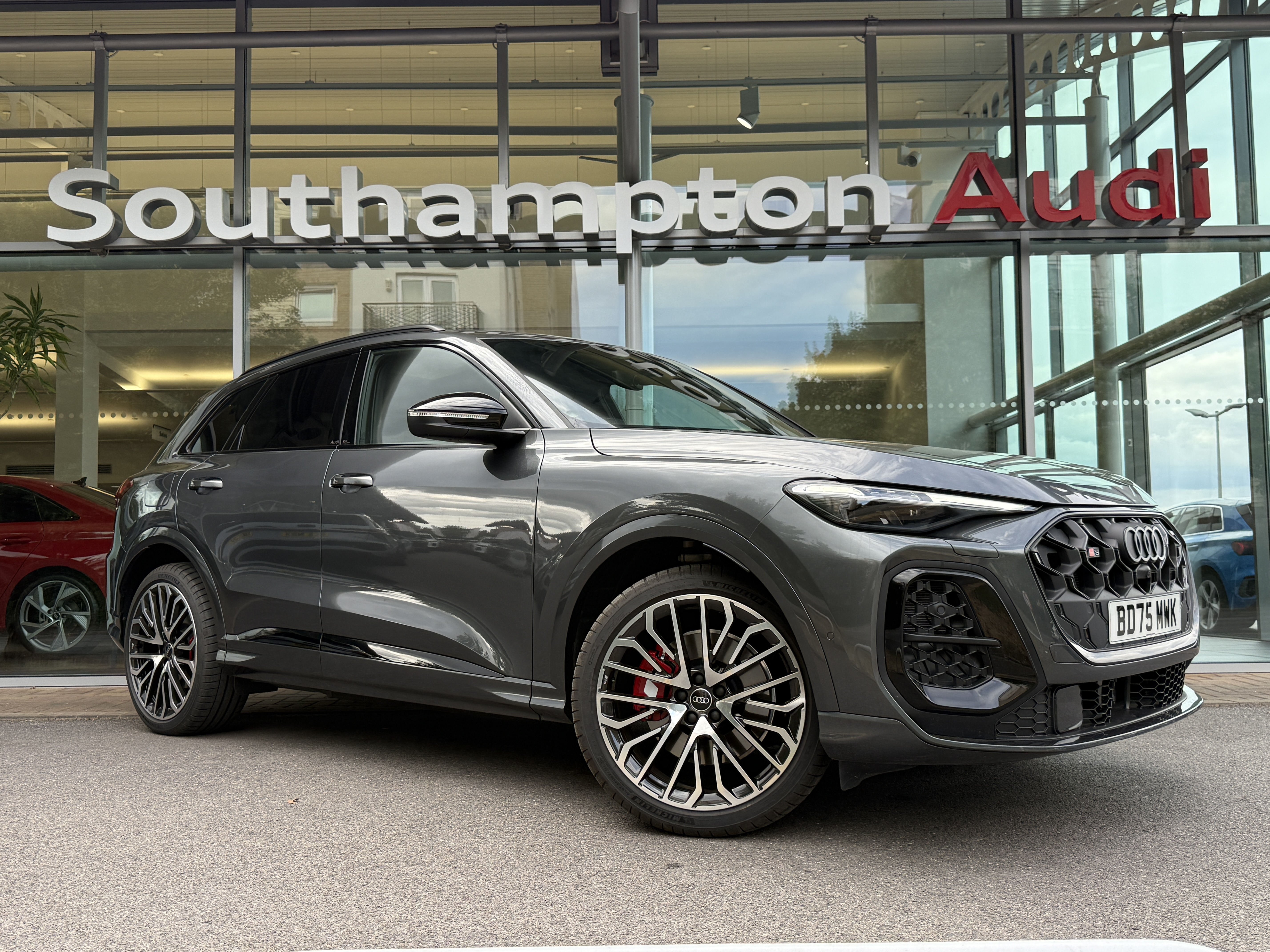 Main listing image - Audi Q5