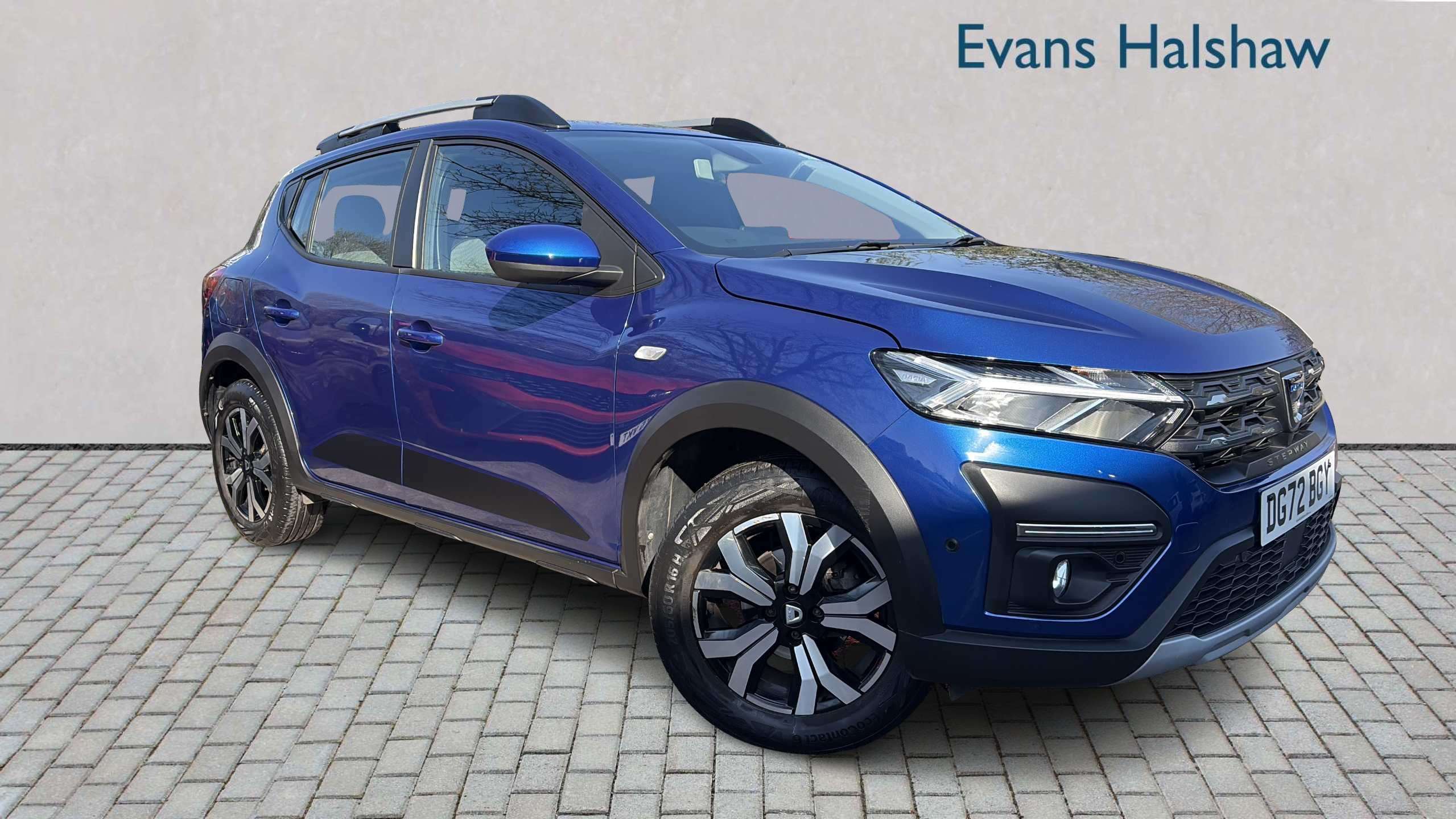 Main listing image - Dacia Sandero Stepway