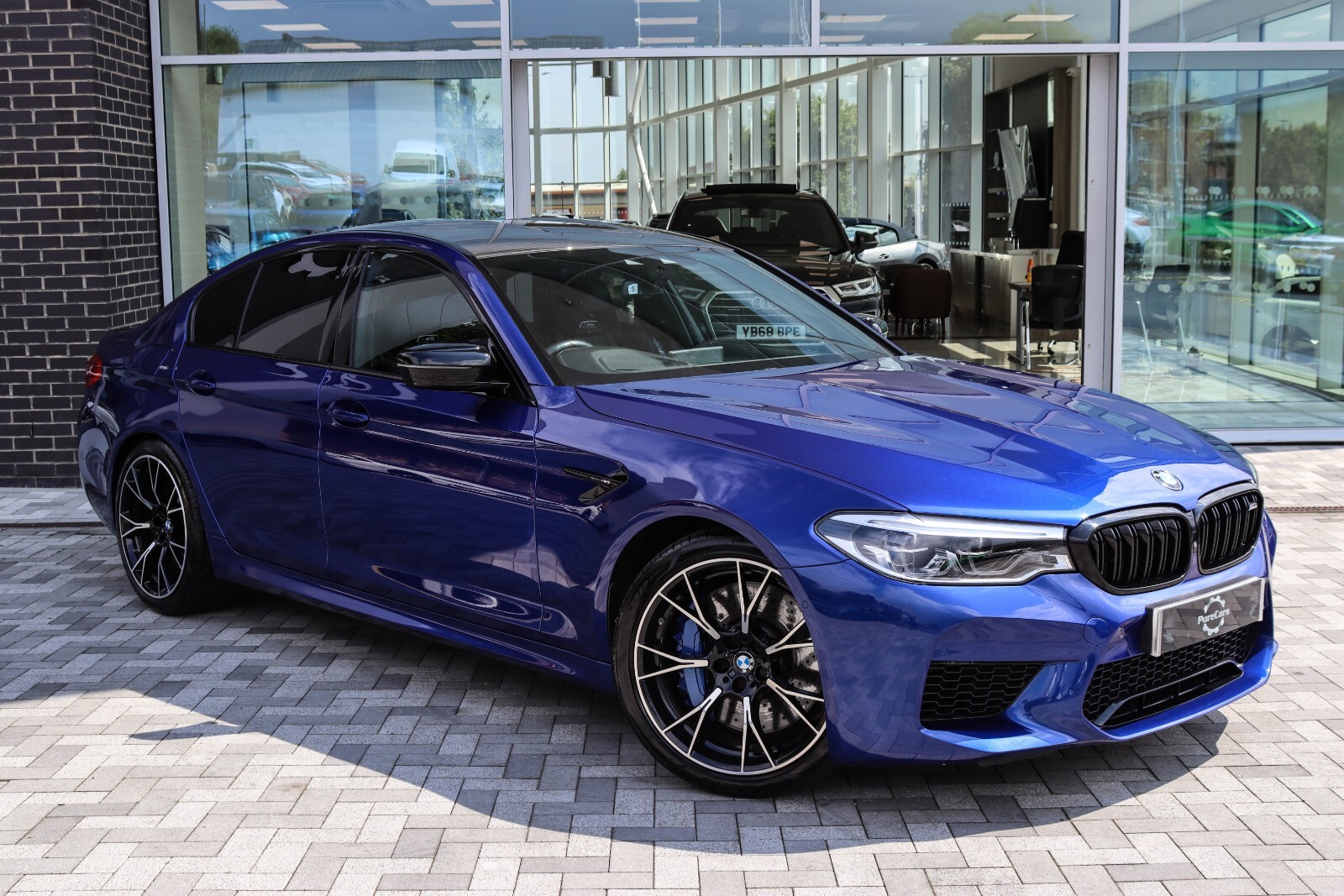 Main listing image - BMW M5