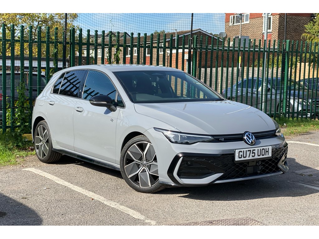 Main listing image - Volkswagen Golf