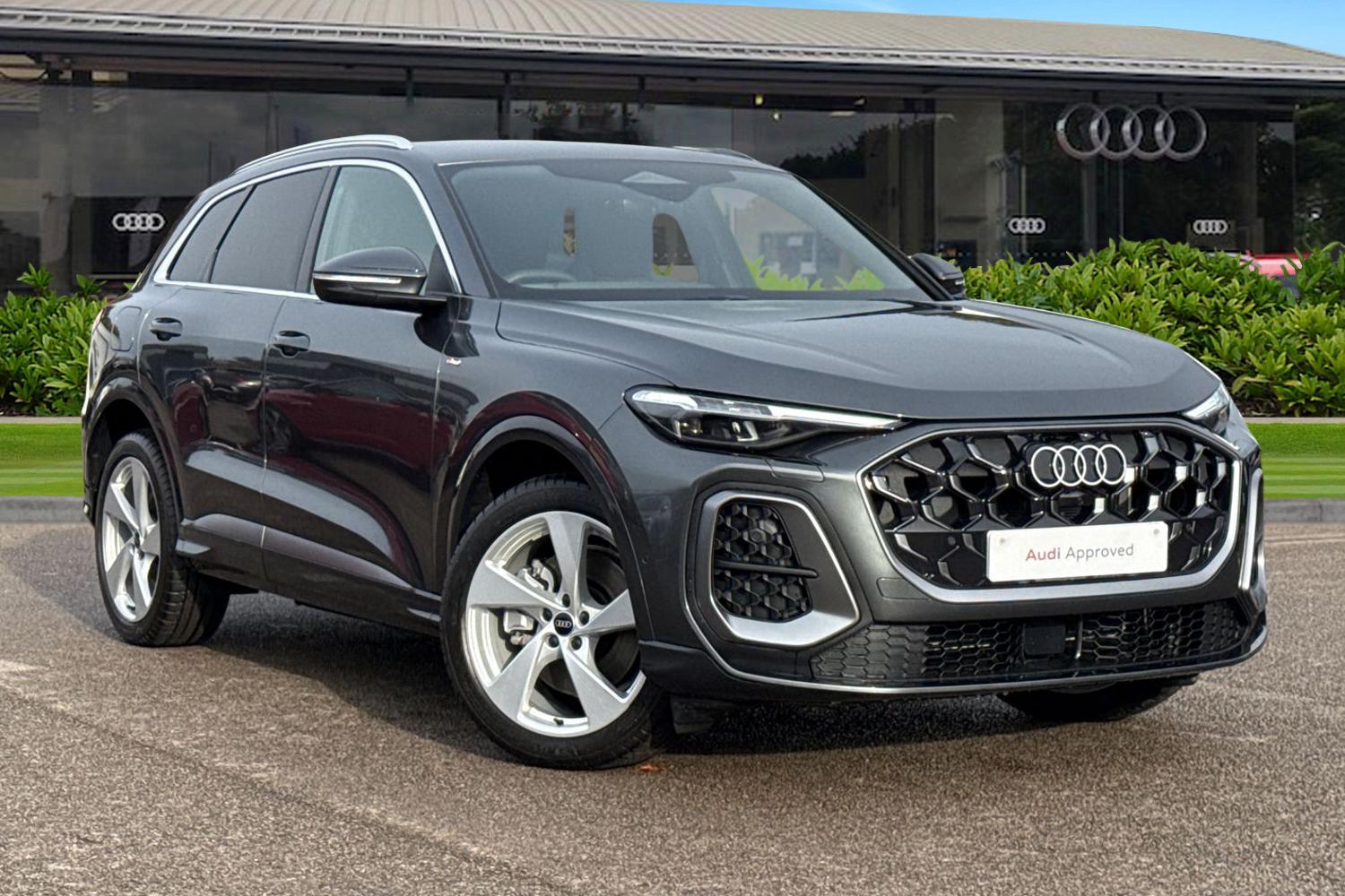 Main listing image - Audi Q5