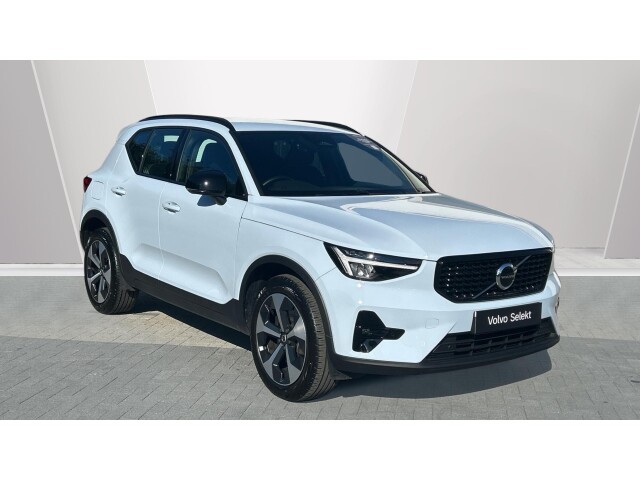 Main listing image - Volvo XC40