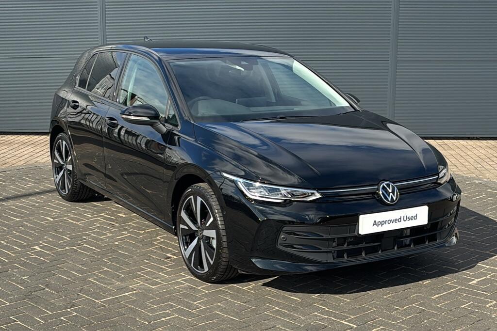 Main listing image - Volkswagen Golf