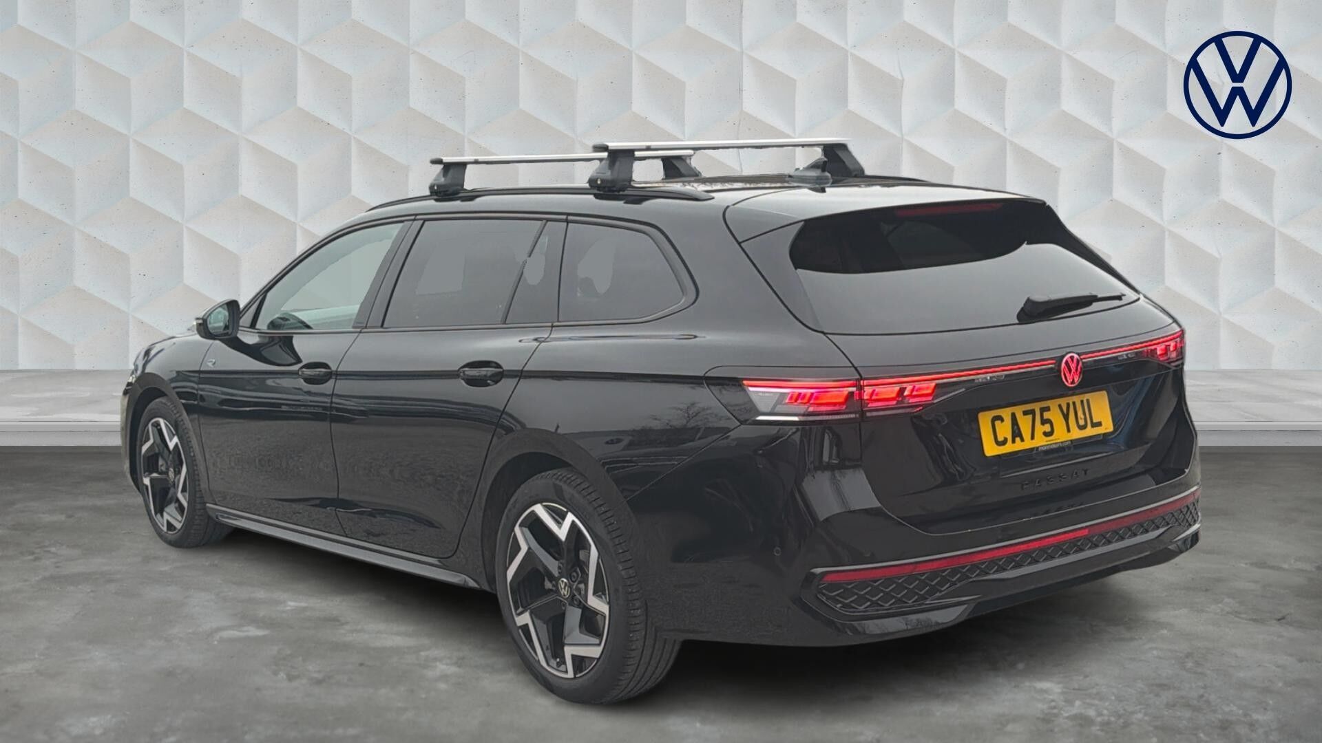 Main listing image - Volkswagen Passat Estate