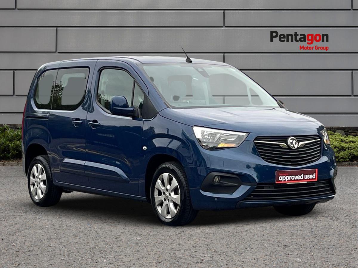 Main listing image - Vauxhall Combo Life