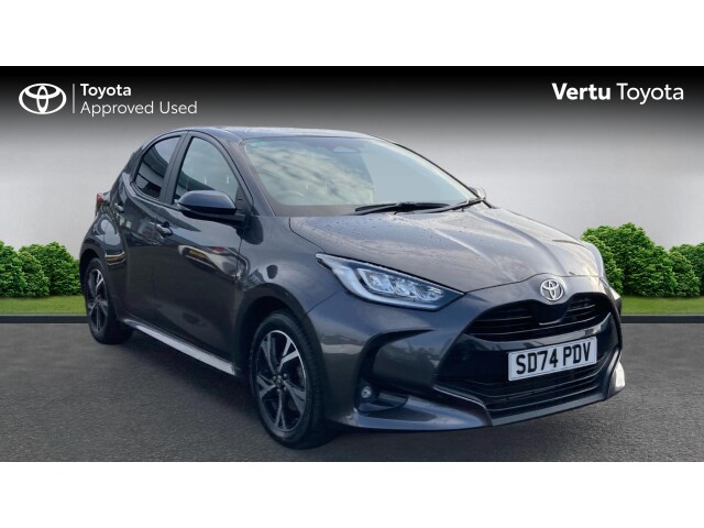 Main listing image - Toyota Yaris