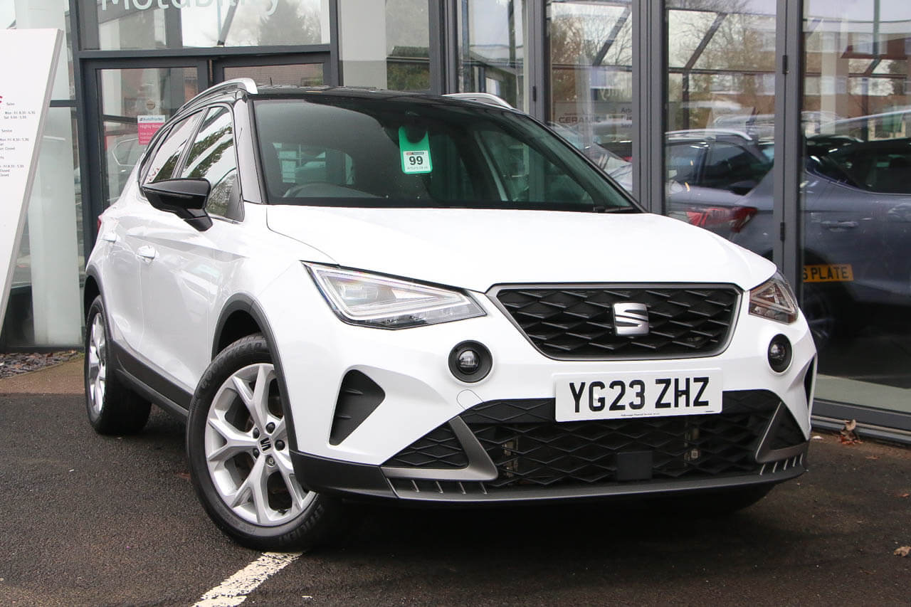 Main listing image - SEAT Arona