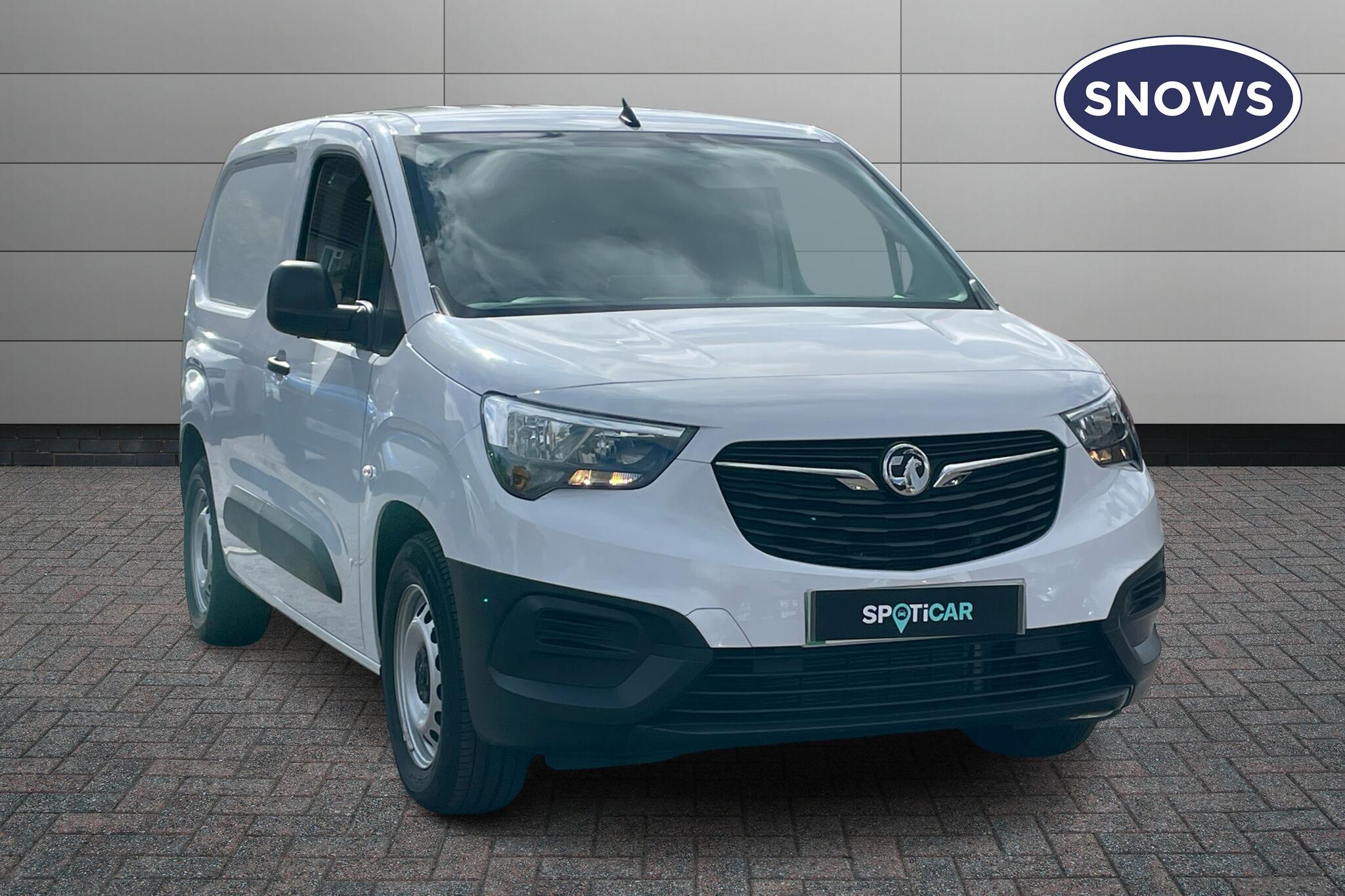 Main listing image - Vauxhall Combo Cargo-e