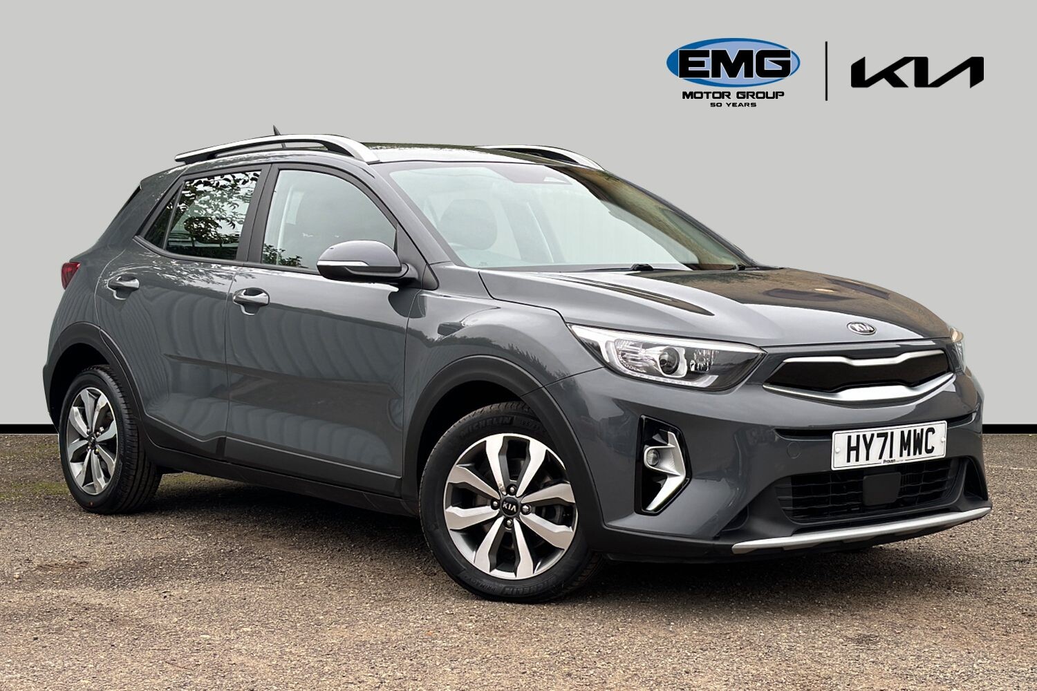 Main listing image - Kia Stonic