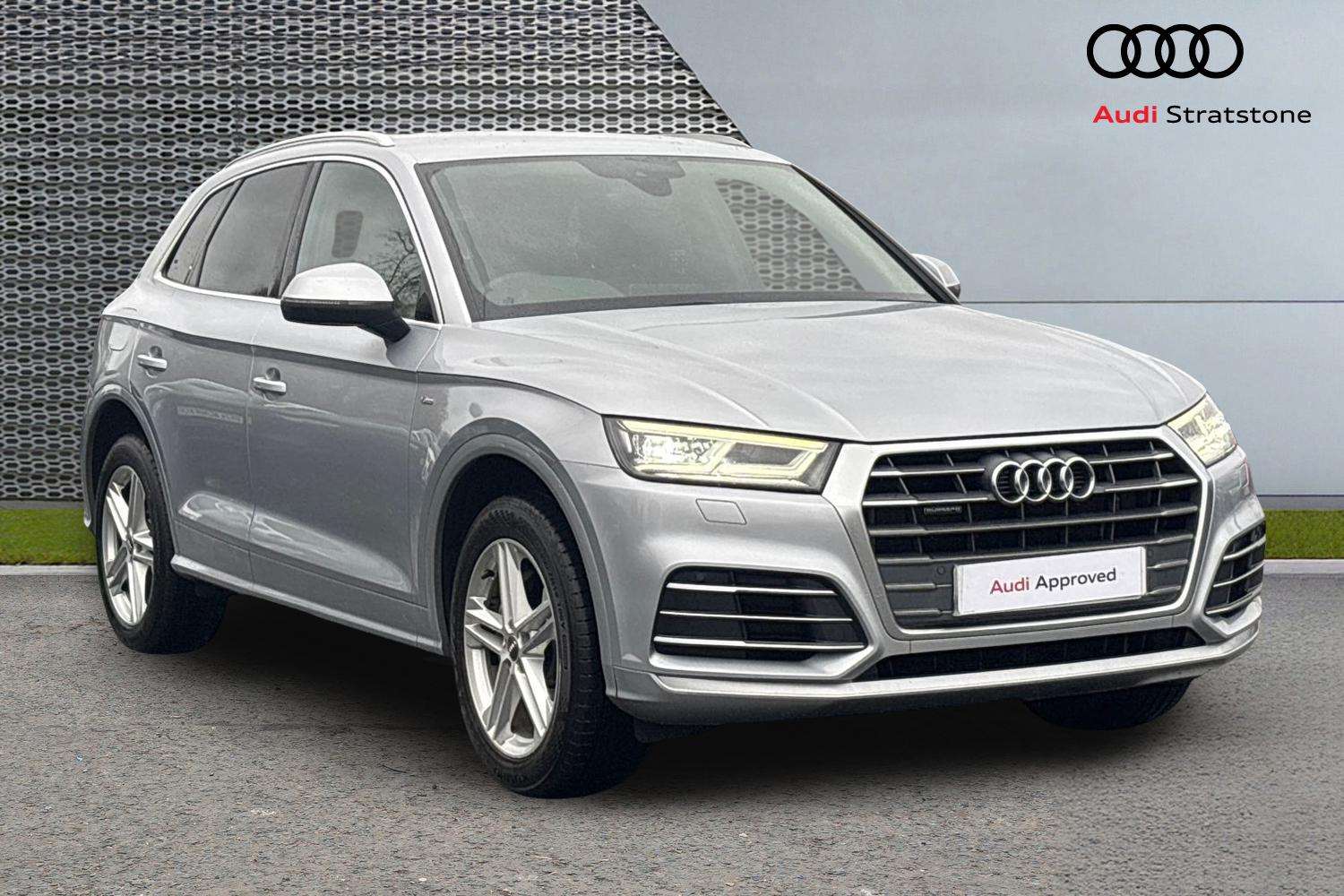 Main listing image - Audi Q5