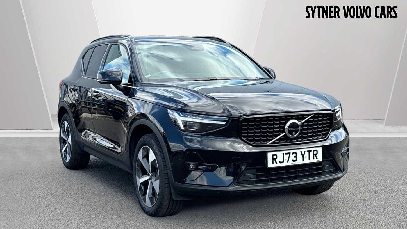 Main listing image - Volvo XC40