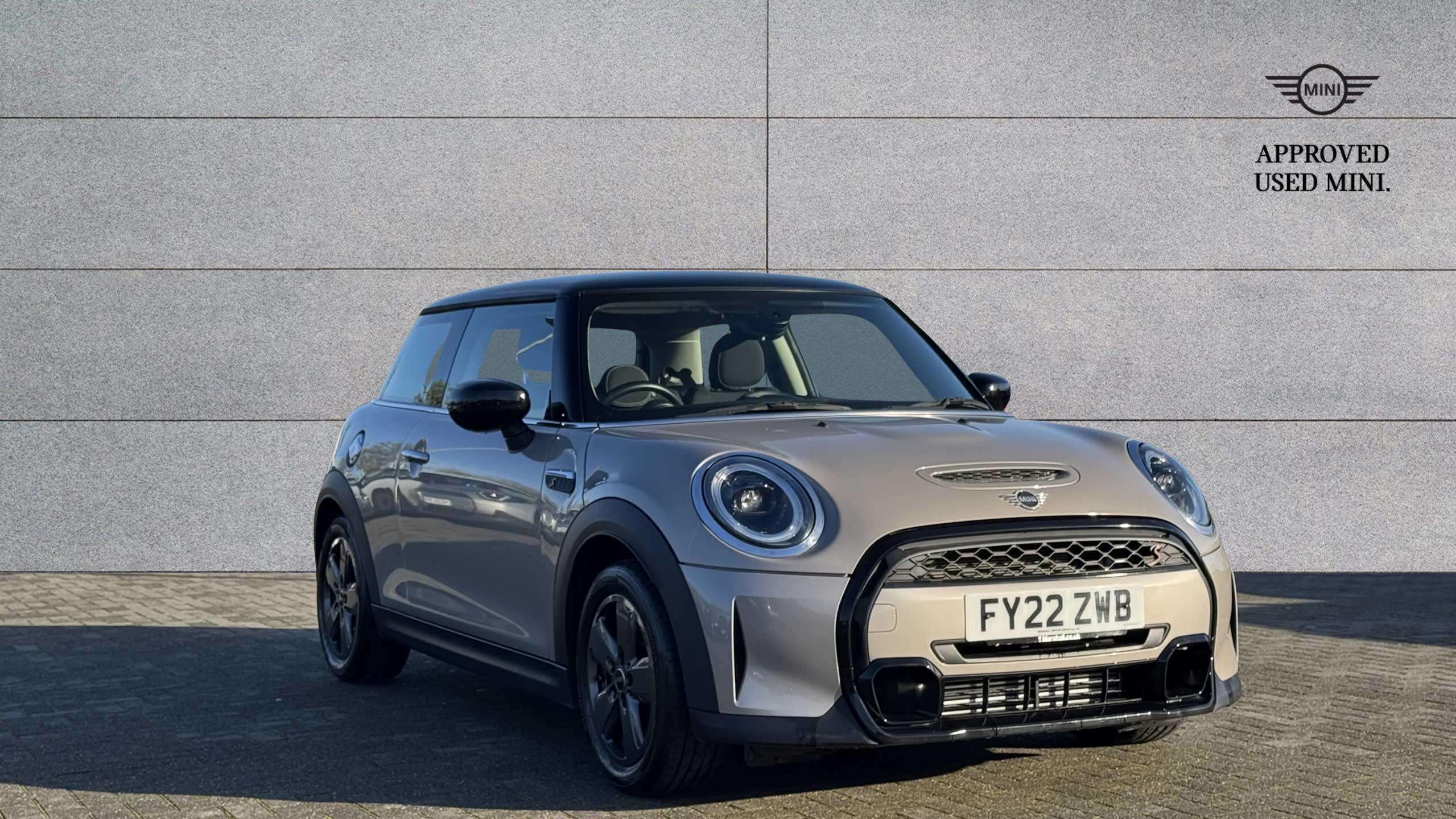 Main listing image - MINI Hatchback