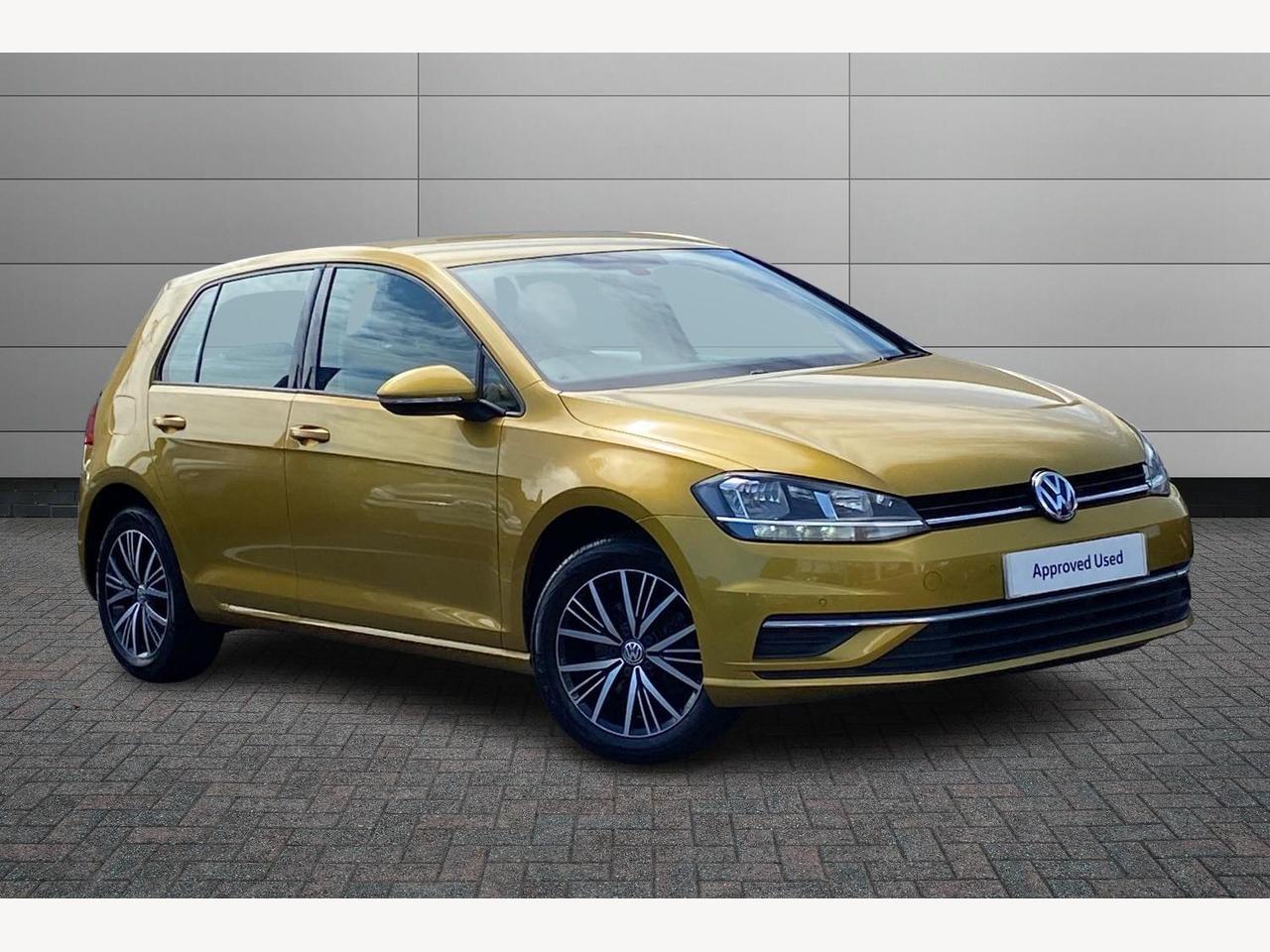 Main listing image - Volkswagen Golf