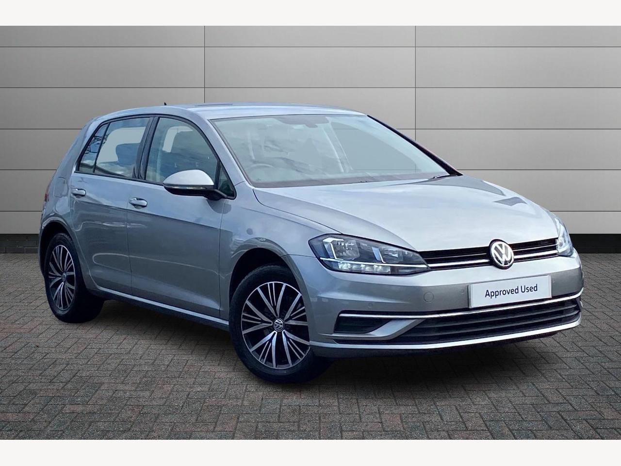 Main listing image - Volkswagen Golf