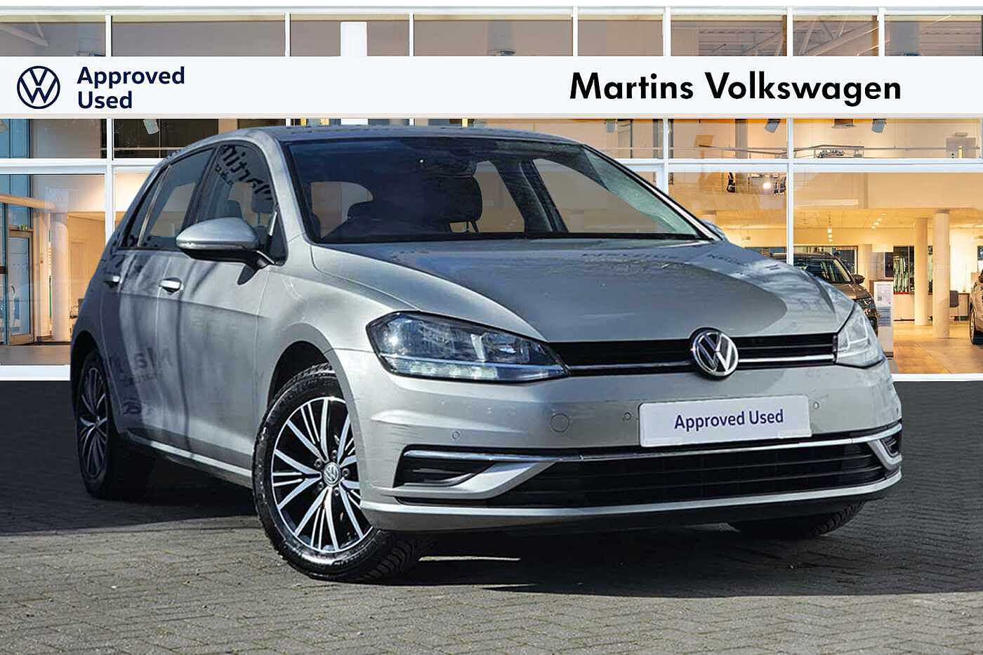 Main listing image - Volkswagen Golf