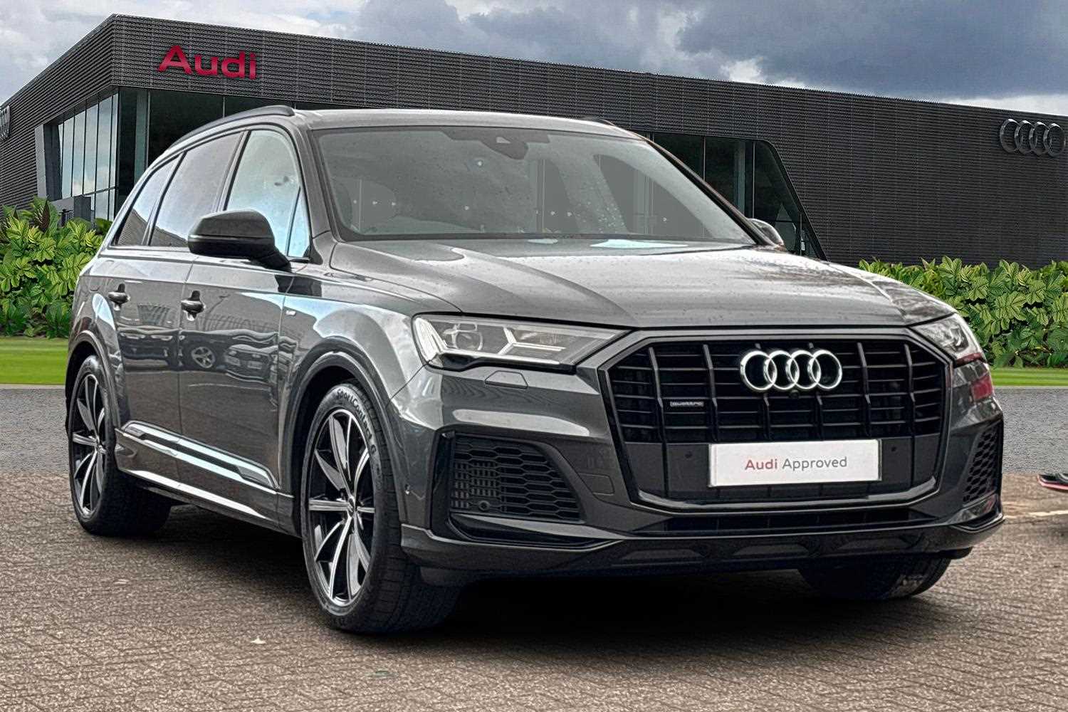 Main listing image - Audi Q7