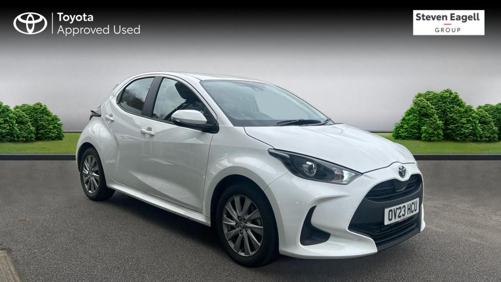 Main listing image - Toyota Yaris