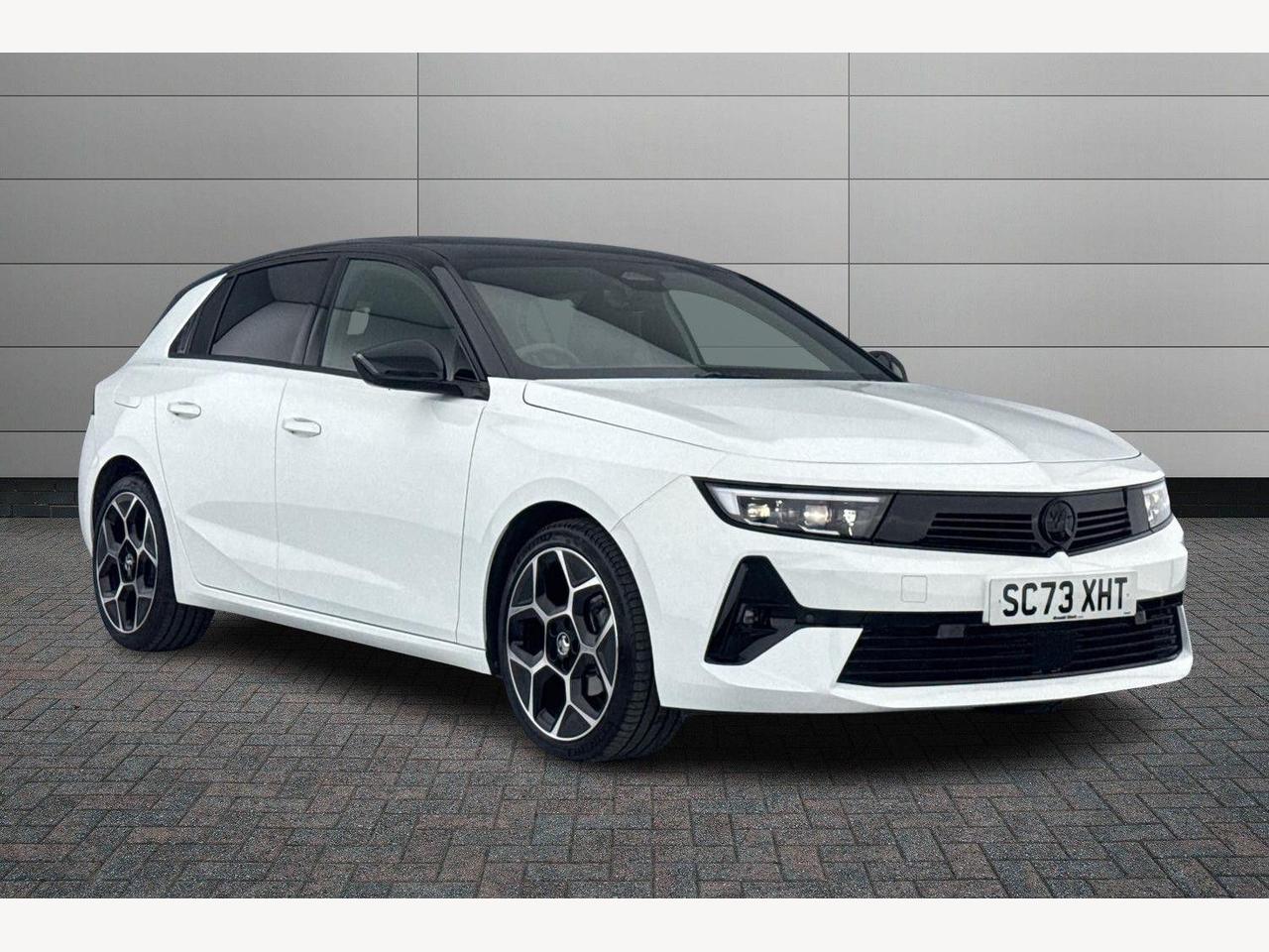 Main listing image - Vauxhall Astra