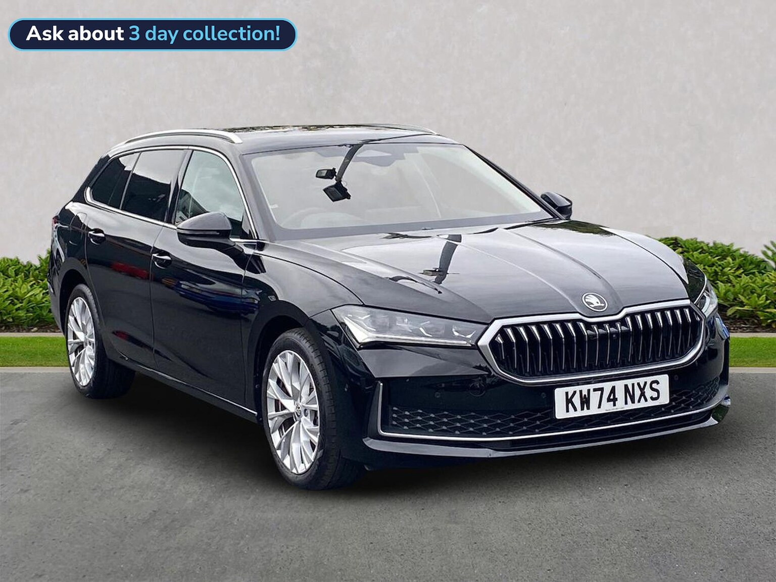 Main listing image - Skoda Superb Estate