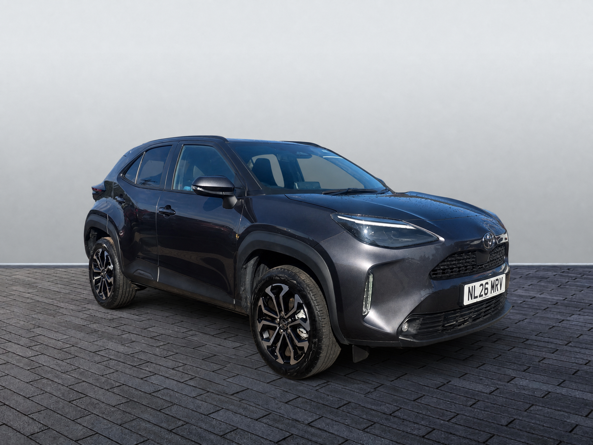 Main listing image - Toyota Yaris Cross