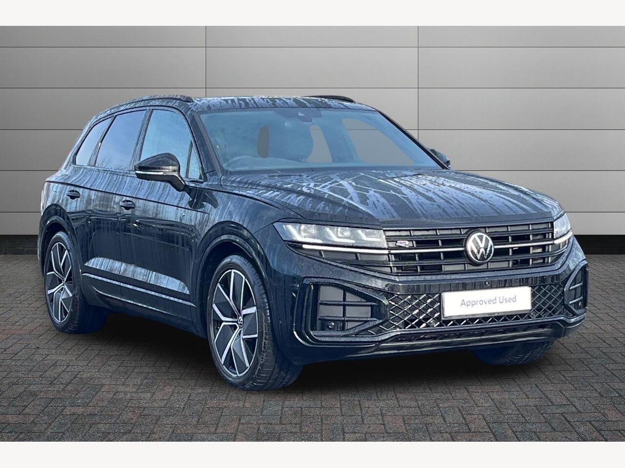 Main listing image - Volkswagen Touareg